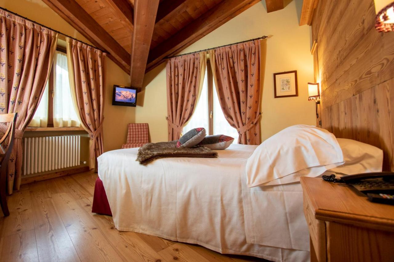 Laghetto Alpine Hotel & Restaurant บรุสซอน ภายนอก รูปภาพ