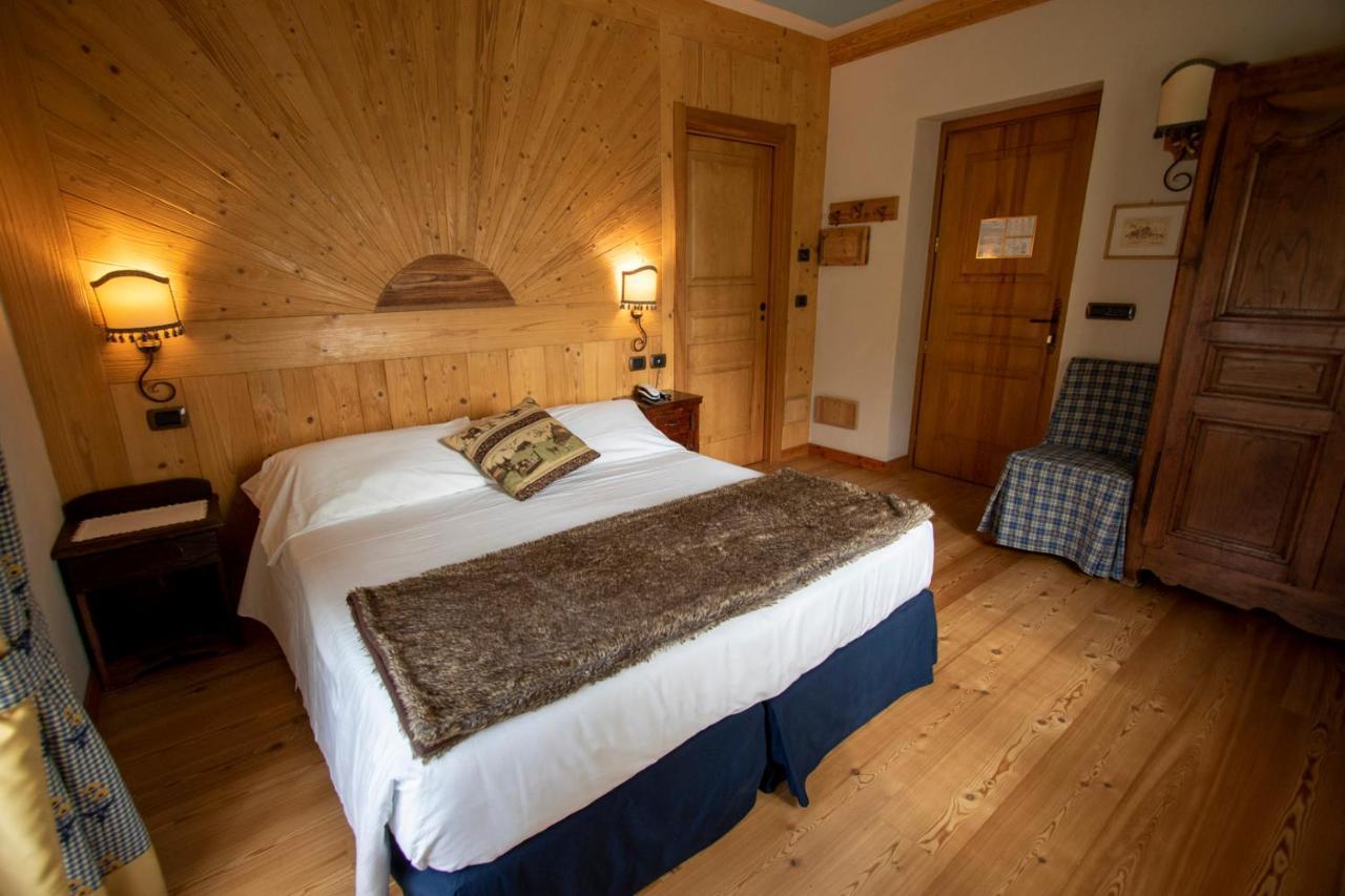 Laghetto Alpine Hotel & Restaurant บรุสซอน ภายนอก รูปภาพ