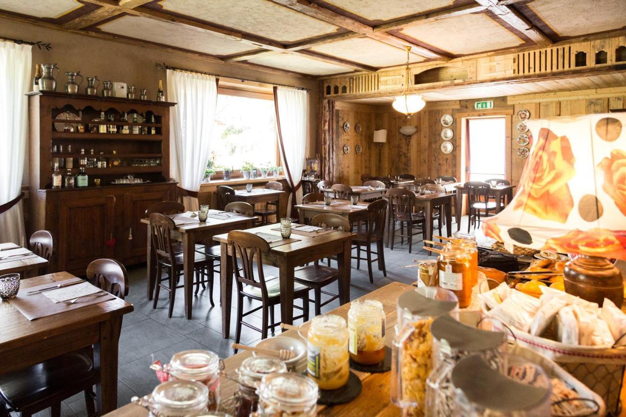 Laghetto Alpine Hotel & Restaurant บรุสซอน ภายนอก รูปภาพ