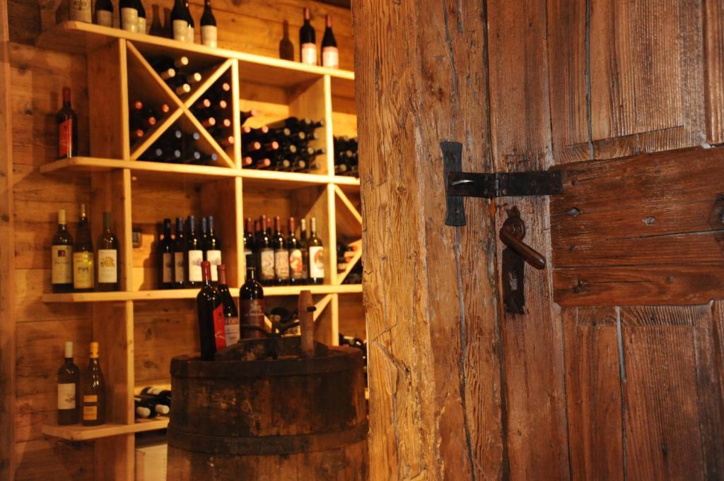 Laghetto Alpine Hotel & Restaurant บรุสซอน ภายนอก รูปภาพ